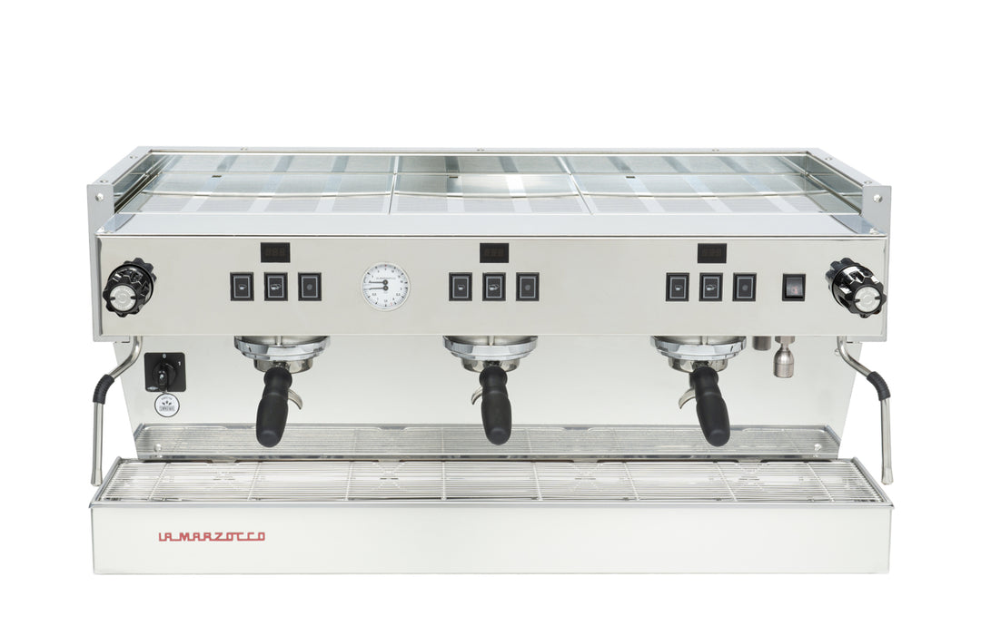 La Marzocco Linea Classic S AV 3 gruppi – vista laterale – Coffee Coaching Club 2