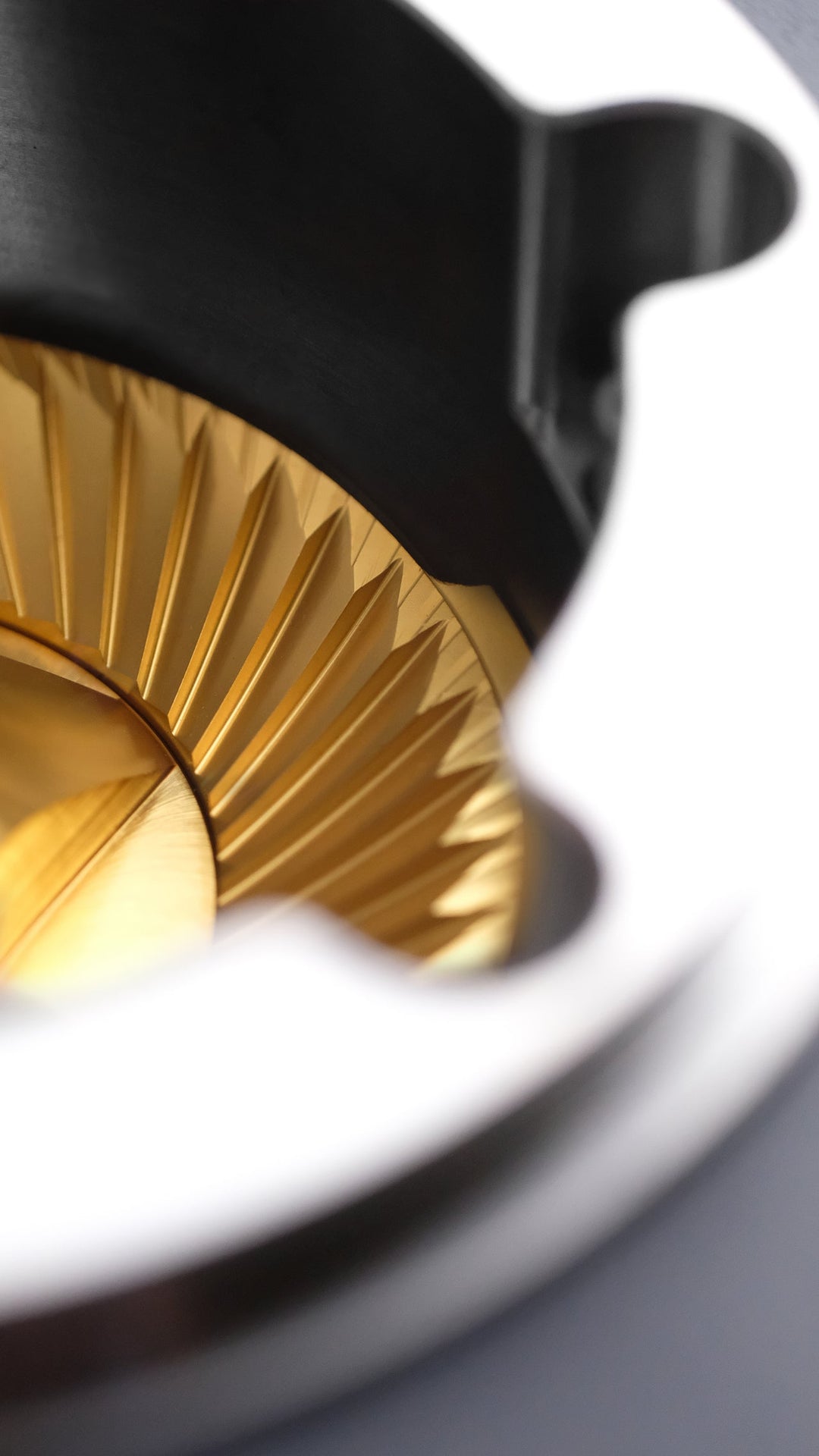 Varia VS6 Gold Titanium Mahlscheiben Set – Coffee Coaching Club 4