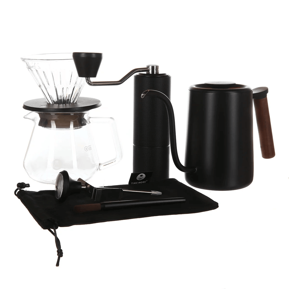 Coffret cadeau pour-over Timemore - Moulin à café C3S Pro, bouilloire à col de cygne, porte-filtre, thermomètre, brosse et carafe en verre - Coffee Coaching Club