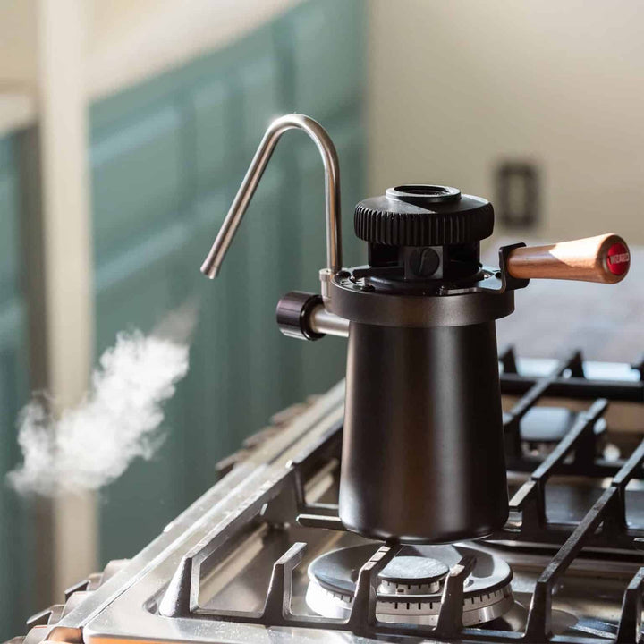 Flair Wizard Steamer mit Holzgriff – Coffee Coaching Club 5