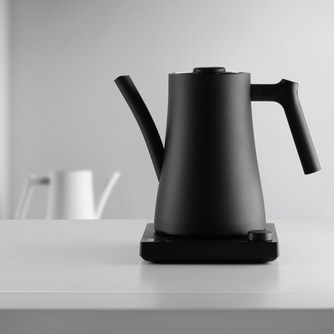 Varia AURA 1.5L Wasserkocher Weiss – Coffee Coaching Club 4