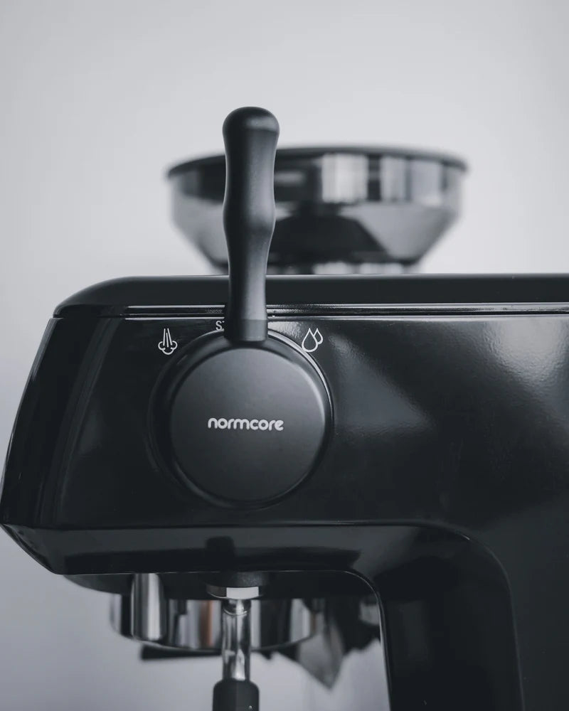 Normcore Steam Lever V2 matte Oberfläche – Coffee Coaching Club 4