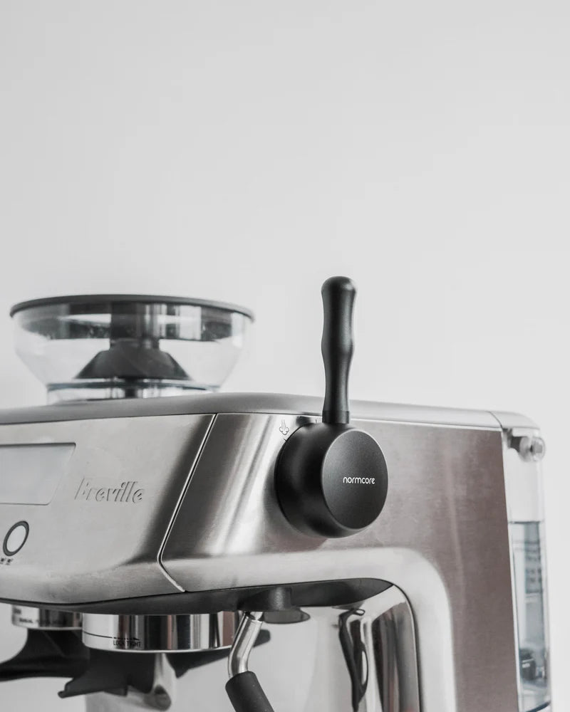 Normcore Steam Lever V2 seitliche Ansicht – Coffee Coaching Club 9